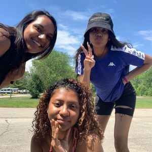 Meet your Posher, Darshee